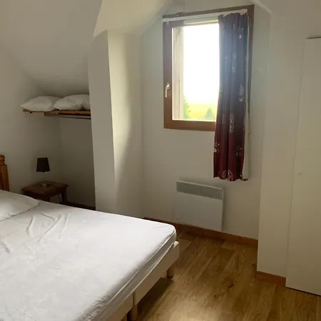 Appartement Dans Residence Bois De La Reine, Besse Et Saint Anastaise Exterior photo