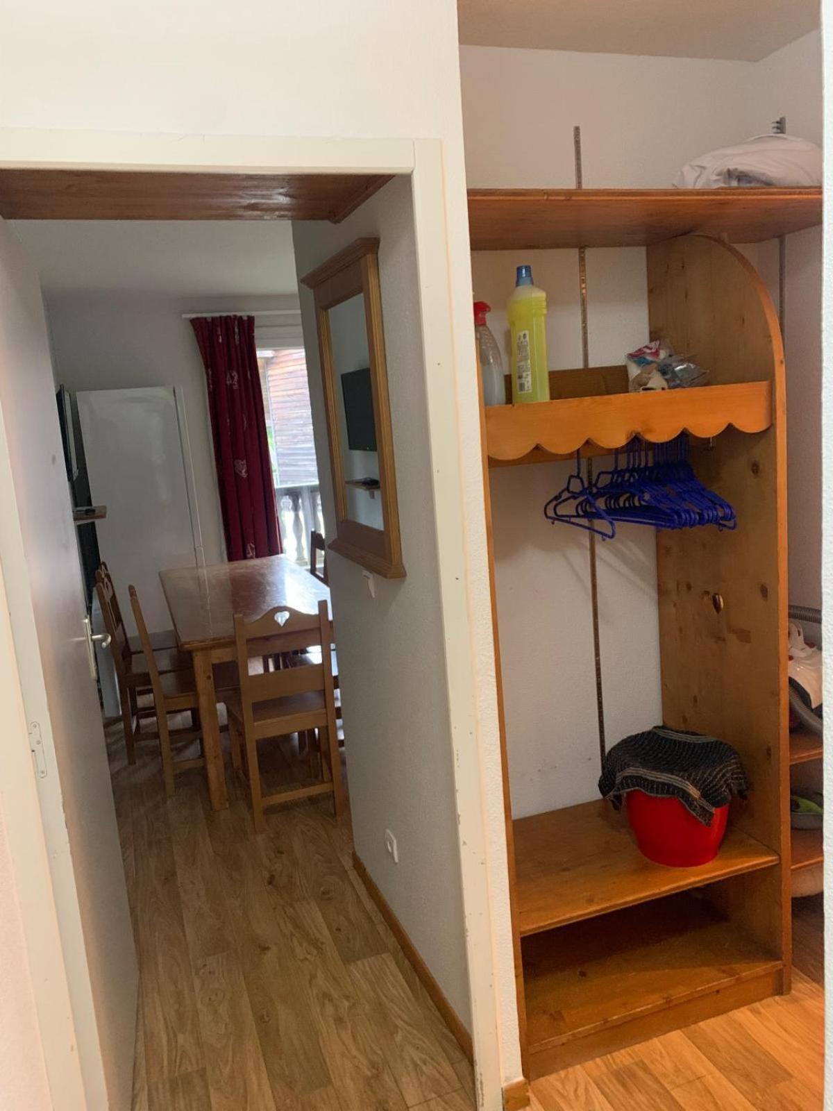 Dans Bois De La Reine, Et Saint Anastaise Apartment Besse-et-Saint-Anastaise