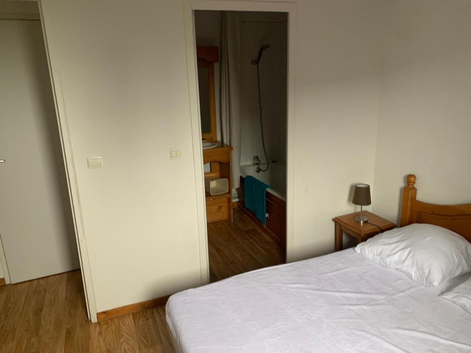 Apartment Dans Bois De La Reine, Et Saint Anastaise *
